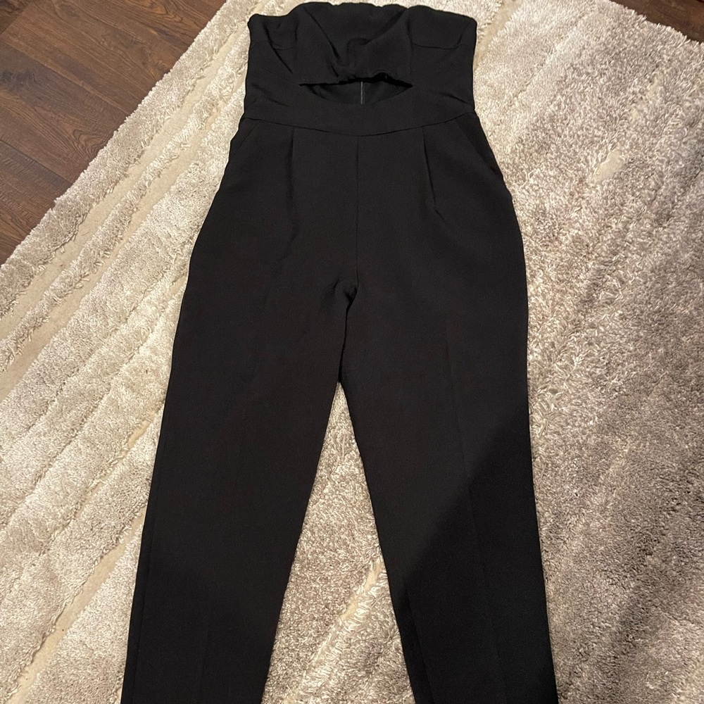Express size 10 sleeveless jumpsuit black